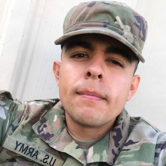 Meet your Posher, Chris - Picture 1 of 1